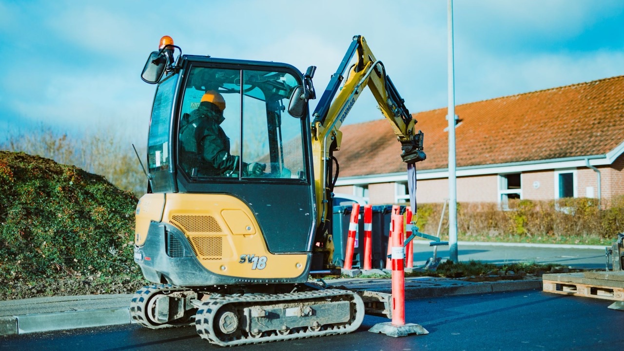 Sourcing Aftermarket Bobcat Teeth: What Specs Actually Matter for Chain Trenchers